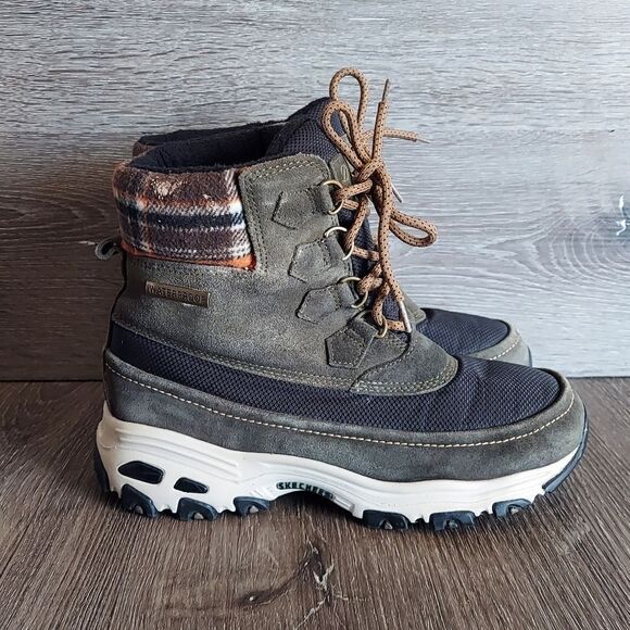 Skechers Shoes - Vintage Skechers D Lites Winter Boots - Womens 7.5